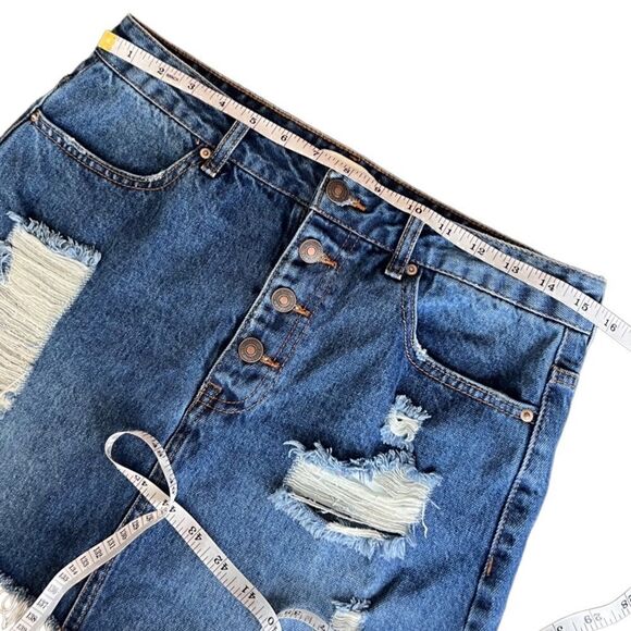 Forever 21 denim mini skirt button up fly distressed raw hem size 28 - Picture 11 of 12